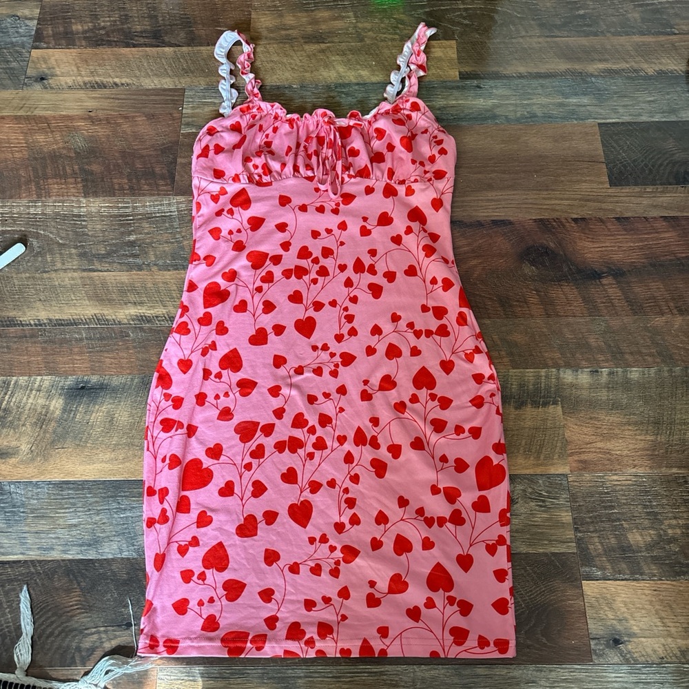 Size 6 SHEIN heart dress